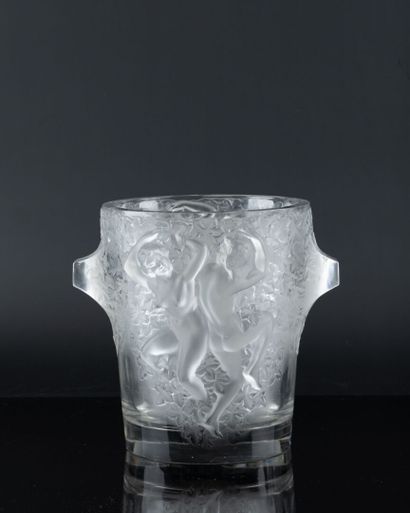 LALIQUE. Moulded and pressed crystal champagne...
