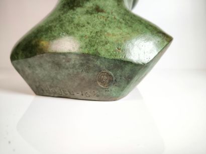 Maud DU JEU (1949)
Bust of a young woman
Bronze...