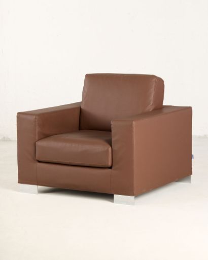 VIA DELLA SPIGA
Paire de fauteuils en simili...