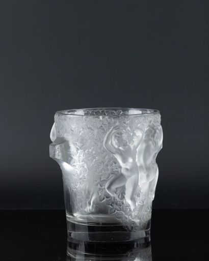 LALIQUE. Moulded and pressed crystal champagne...