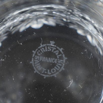SAINT LOUIS. Partie de service en cristal...
