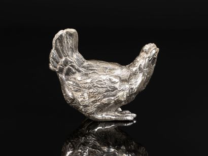 Poule en argent. Poinçon Minerve. 137 g....