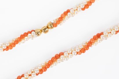 Twisted necklace with two strands of cultured...