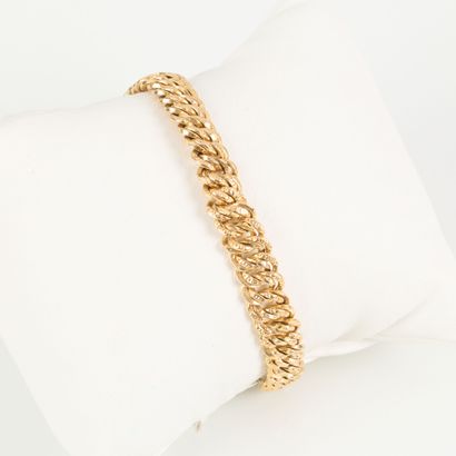 Gold bracelet (750‰) American mesh. (accidents)...