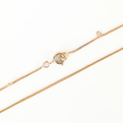 Gold braided chain with 2 rings. 42 cm. 2.12...