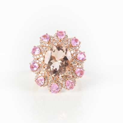 Pink gold (750‰) cocktail ring, set with...