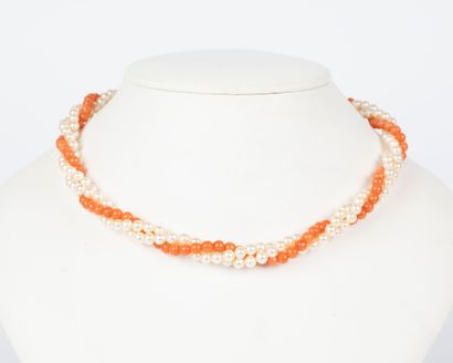 Twisted necklace with two strands of cultured...