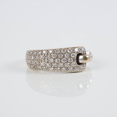 Guy LAROCHE. Ring in two-tone gold (750‰),...