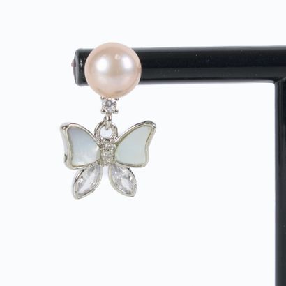 Pair of butterfly-shaped earrings in silver-plated...