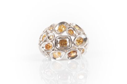 Wedding band ring in white gold (750‰), set...
