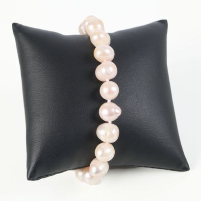 Bracelet with 20 white freshwater pearls,...