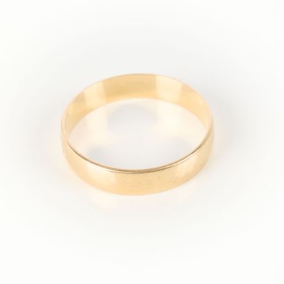 Gold wedding band. TDD 68. 4.44 g. 18 K