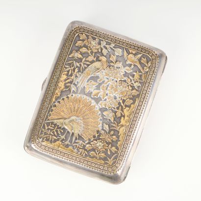 Silver cigarette case (800‰) decorated with...