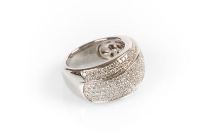Large white gold 