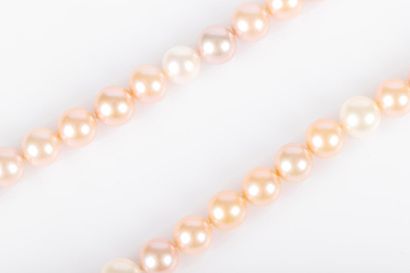 9.5 - 10 mm diameter natural cultured pearl...