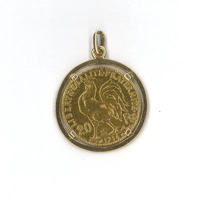 Gold pendant holding a gold coin: 20 FF coq...