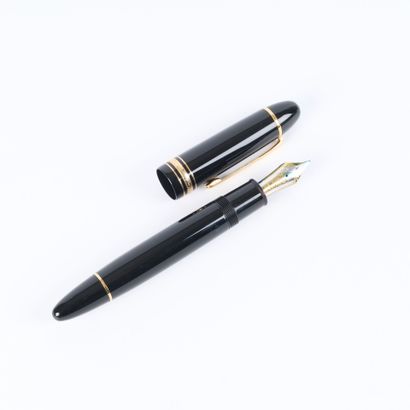MONTBLANC. 1810 Meisterstück fountain pen,...