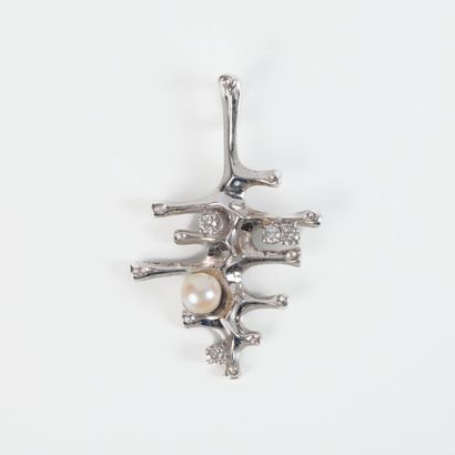 White gold (750‰) pendant, set with 4 modern-cut...