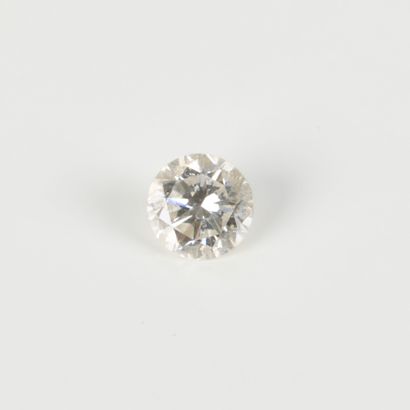 Round brilliant-cut diamond weighing approx....