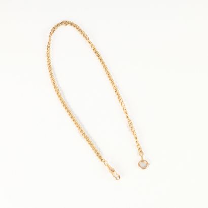 Gold watch chain. Length: 36 cm. 17,01 g....