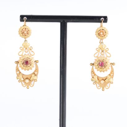 Openwork and engraved two-tone gold set with...