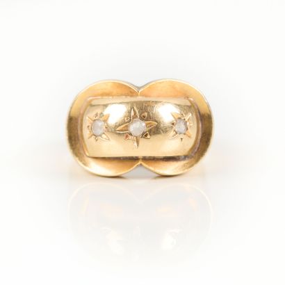 Yellow gold ring decorated with stars inlaid...
