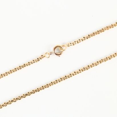 . Gold chain (750‰) round link. Length: 50...
