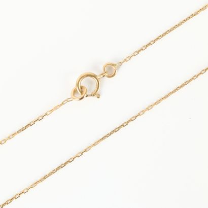 Gold forçat chain. Size: 44 cm. 1,31 g. 18...