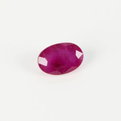 2 oval rubies on paper, with ALGT certificates...