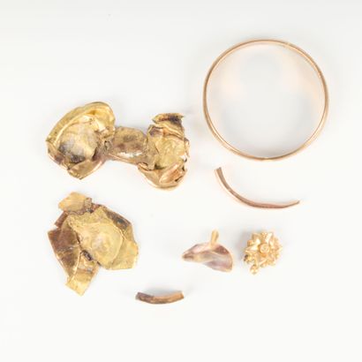 Lot of gold scrap, including dental gold....