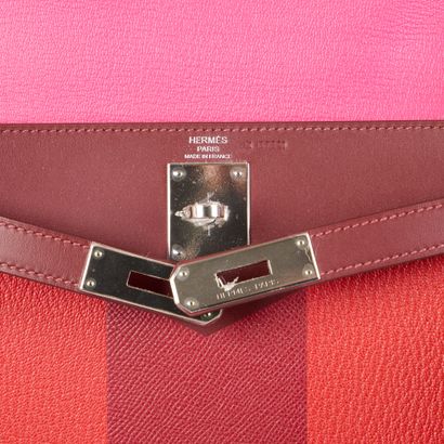 HERMES
Kelly II Sellier bag - letter M, in...