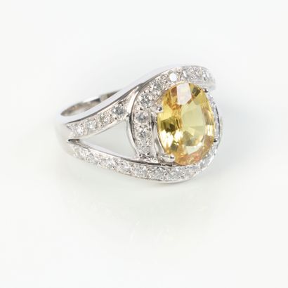 White gold (750‰) tourbillon ring, set with...