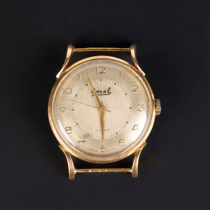 Gold men's wristwatch, mechanical movement...