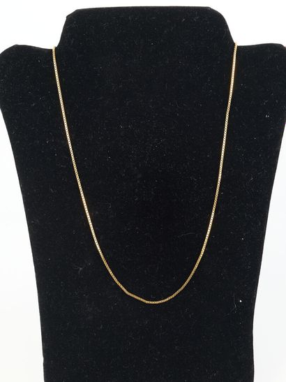 Gold chain (750‰) Venetian link. Length:...