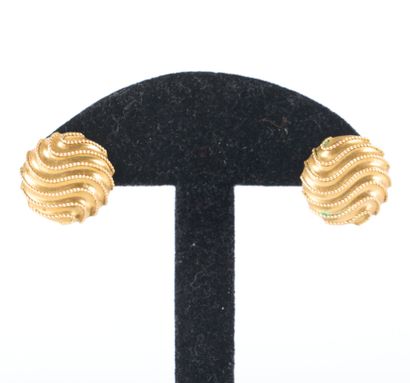 Pair of round gold ear clips, filigree fluted...