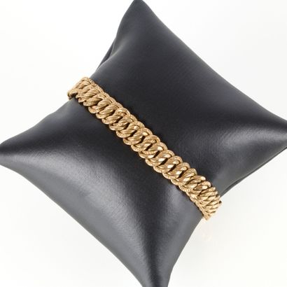 American-style gold bracelet. Missing. 18...