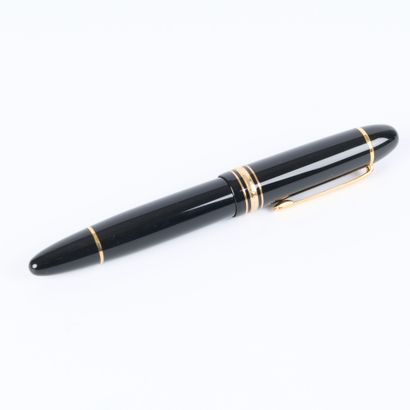 MONTBLANC. 1810 Meisterstück fountain pen,...