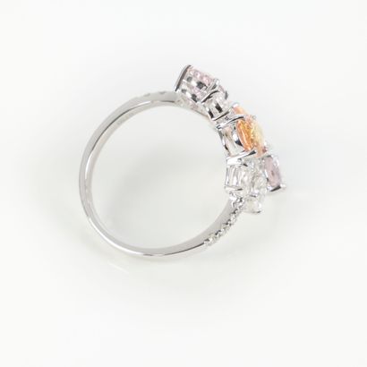 White gold cocktail ring (750‰), set with...