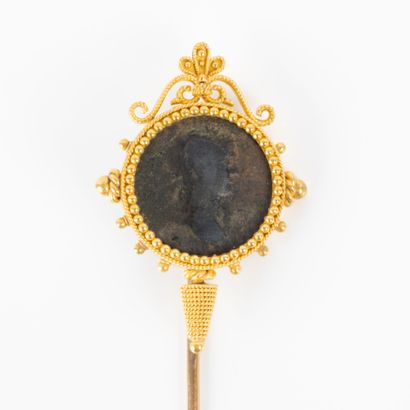 . Gold tie pin with antique coin, 14K gold...