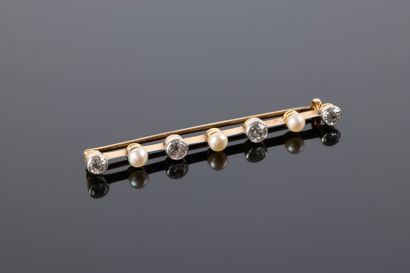 Gold (750‰) and platinum barrette brooch,...