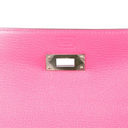 HERMES
Kelly II Sellier bag - letter M, in...