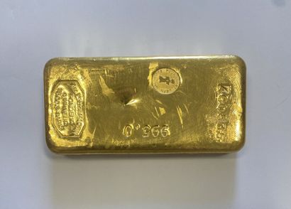 1 numbered gold bar (No. 460535) with its...