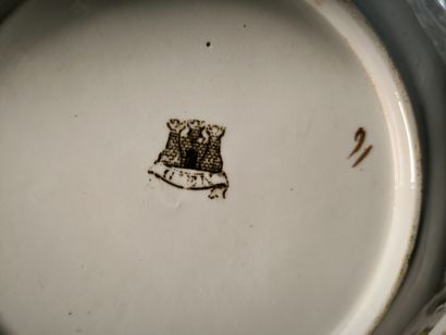 GIEN. Set of 4 pieces of polychrome earthenware...
