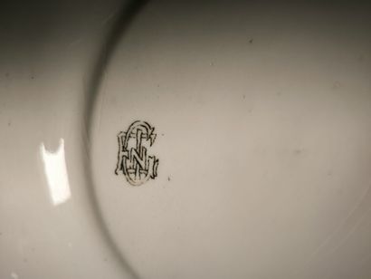 GIEN. Set of 4 polychrome earthenware pieces...
