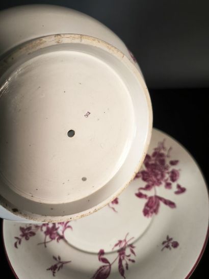 GIEN
Planters and saucers in earthenware...
