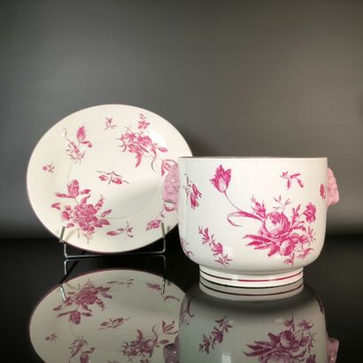 GIEN
Planters and saucers in earthenware...