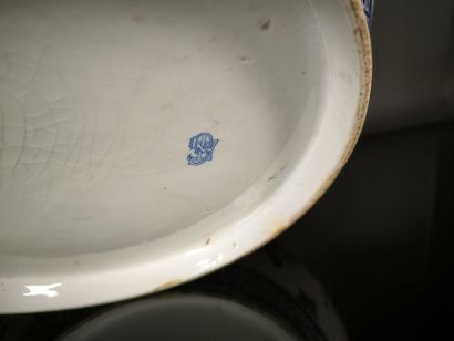 GIEN
Large round polychrome earthenware planter,...