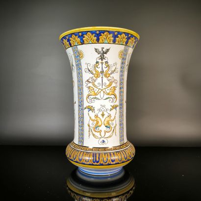 GIEN - attributed to
Polychrome earthenware...