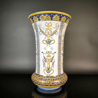 GIEN - attributed to
Polychrome earthenware...