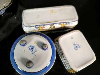 GIEN. Set of 4 earthenware pieces (minor...